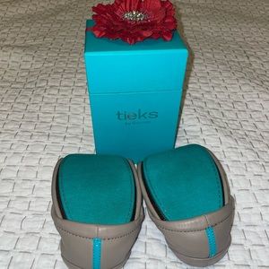 Tieks Taupe size 10
